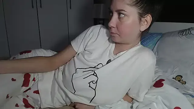 petite_danielle — naked dildo play