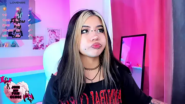 pinkk_deemon — Freechat on StripChat