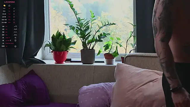 Freechat pleasure8869 on StripChat