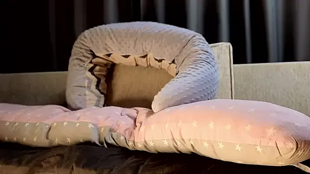 Freechat pleasure8869 on StripChat