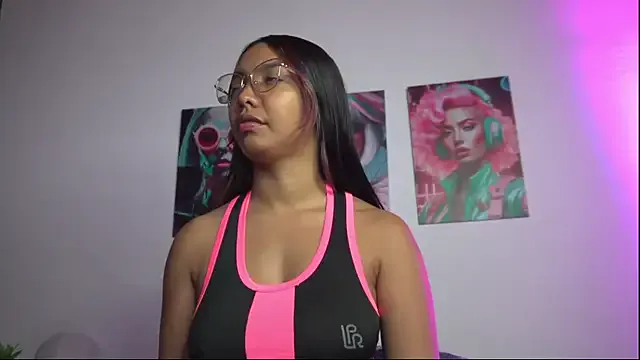 Freechat pocahotass_11 on StripChat