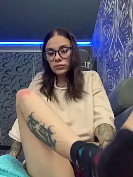 Freechat Queen_of_pain on StripChat