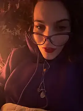 Freechat Regina_5 on StripChat