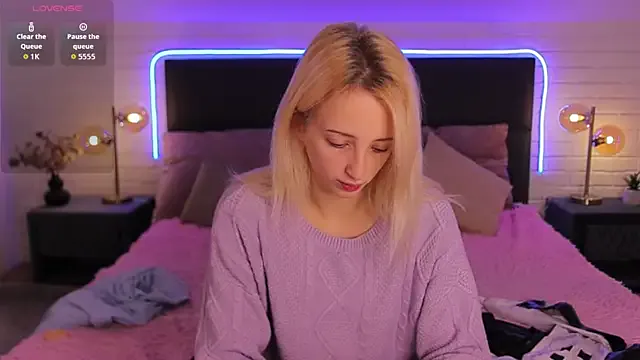 Freechat Selena_Lily on StripChat