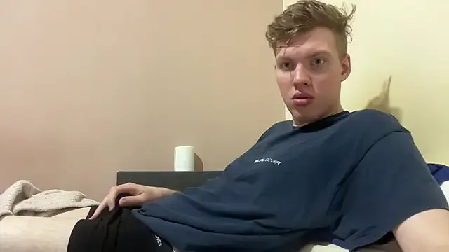 sexybooii6968 — cum,taste it+put a finger/bootle my hole