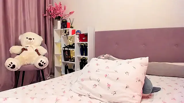 StripChat Shadow_Dance is Freechat Shadow_Dance — :devil:Booty shake:devil: