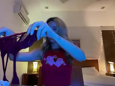 Private SirenaBelle on StripChat