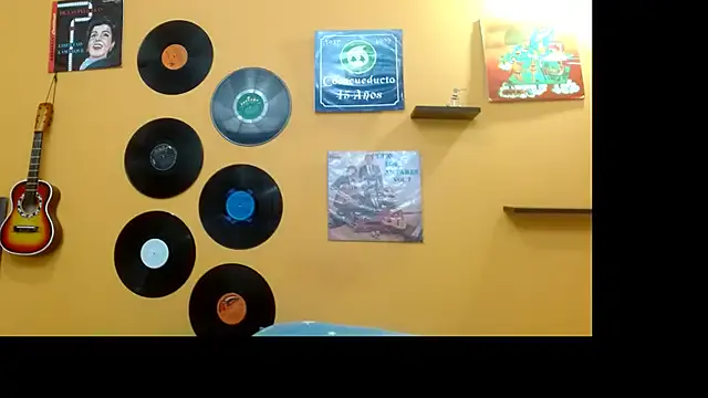 Private skinnyverus18 on StripChat