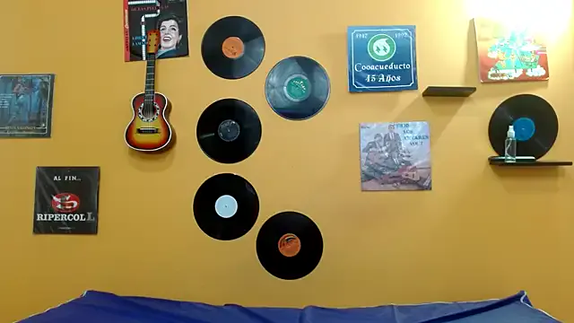 skinnyverus18 — anal dirty atm