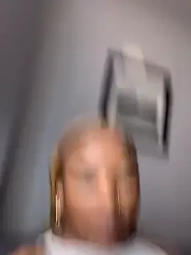 Freechat slimcateee on StripChat