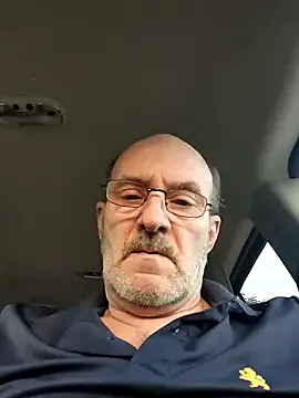 snickers1 — Freechat on StripChat