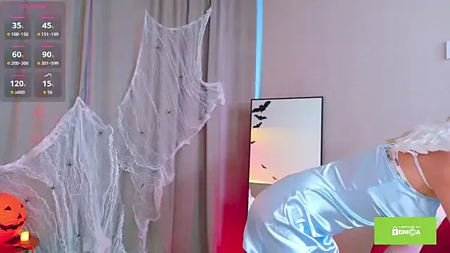 Freechat StarrShinee on StripChat