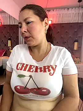 Sussan__ on StripChat 