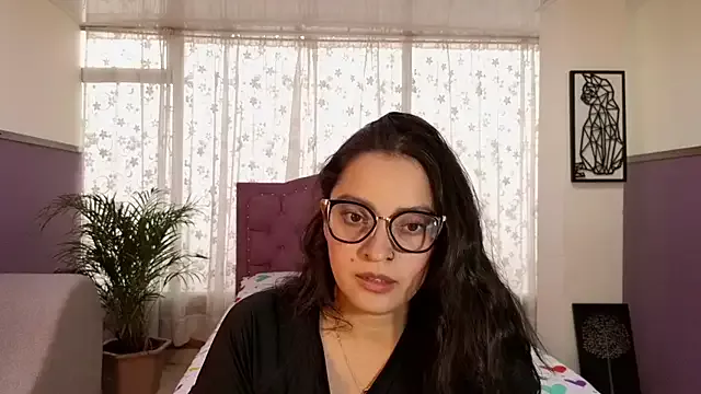 sweet_ahinara on StripChat 