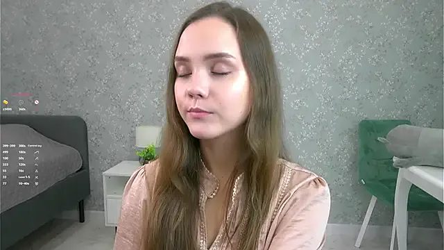 SweetSaraPie on StripChat 