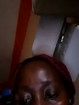 Swit_virgin22 — Fucking banana in pussy while squirting