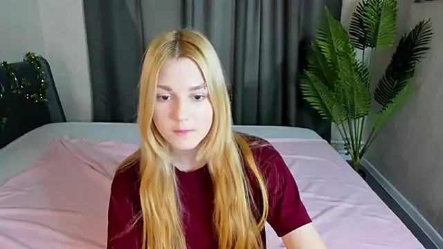 Group Sylvia_Ortiz on StripChat