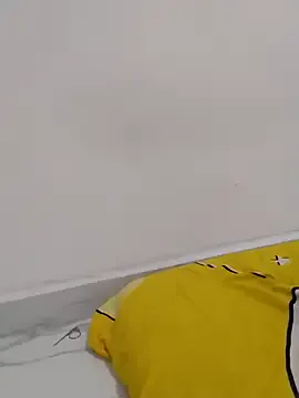 Thakshi_angel — Bottle in pussy 1 minutes 