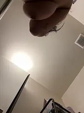 Freechat ThicBunz on StripChat