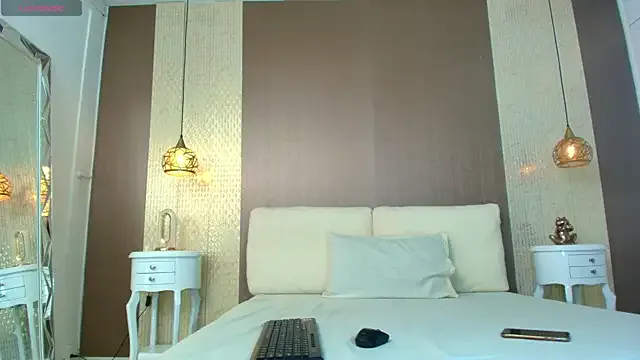 Tiifany_Baker on StripChat 