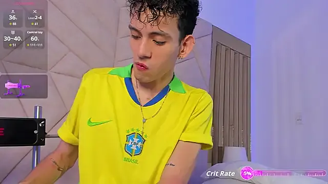 Freechat ValentinoMoreti on StripChat