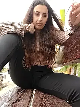 Freechat VallerieJones on StripChat