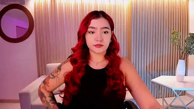 Freechat ViolettCastel on StripChat