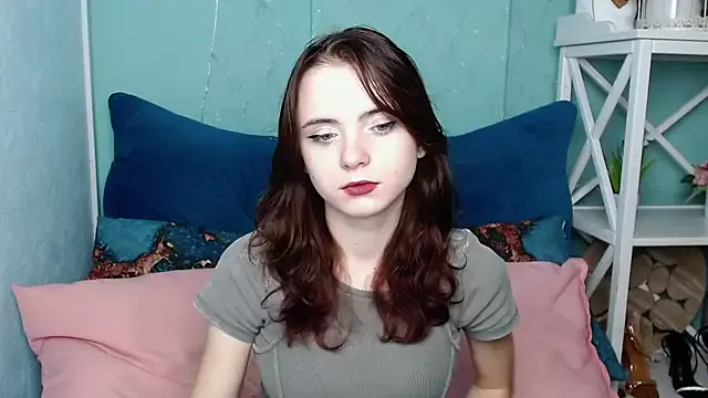 Freechat VivienneRo on StripChat