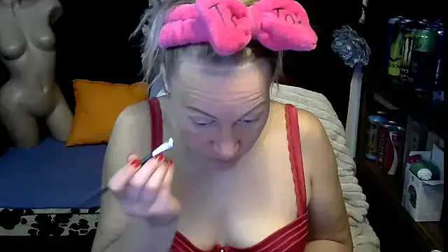 StripChat wLESLYMOSw is Freechat wLESLYMOSw — SHOW YOURSELF..