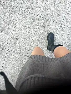 yimisun01 on StripChat 