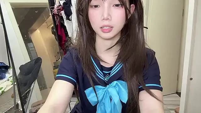 Yiyi-707 on StripChat 