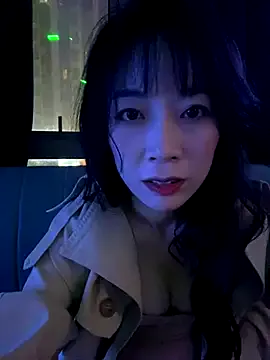 Freechat yourkeer on StripChat