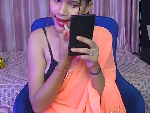 Freechat yours-angell on StripChat