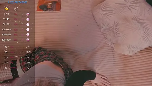 Freechat yoursugarbabe on StripChat